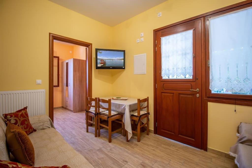 Helen'S Home Μηλιά Εξωτερικό φωτογραφία